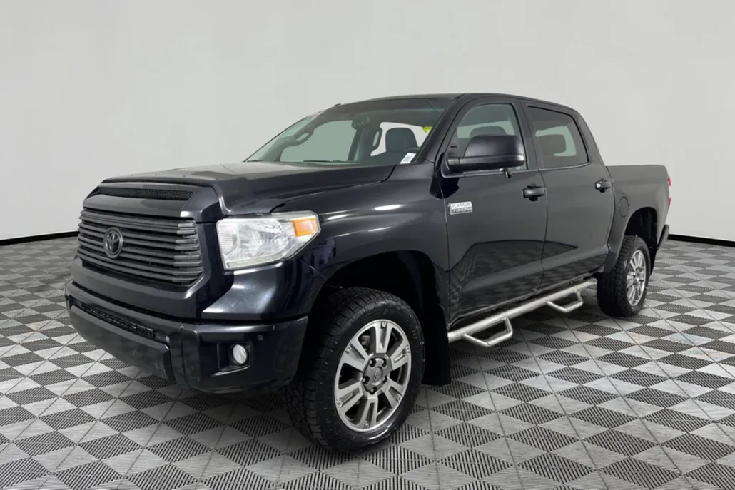 2014 Toyota Tundra Platinum photo 1
