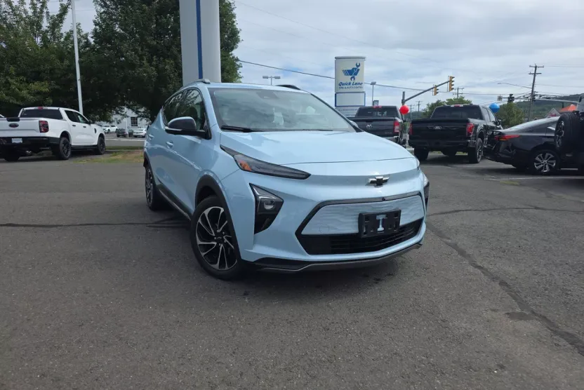 2022 Chevrolet Bolt EUV Premier photo 1
