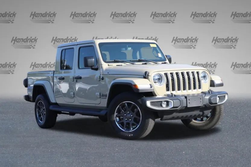 2022 Jeep Gladiator Overland photo 1