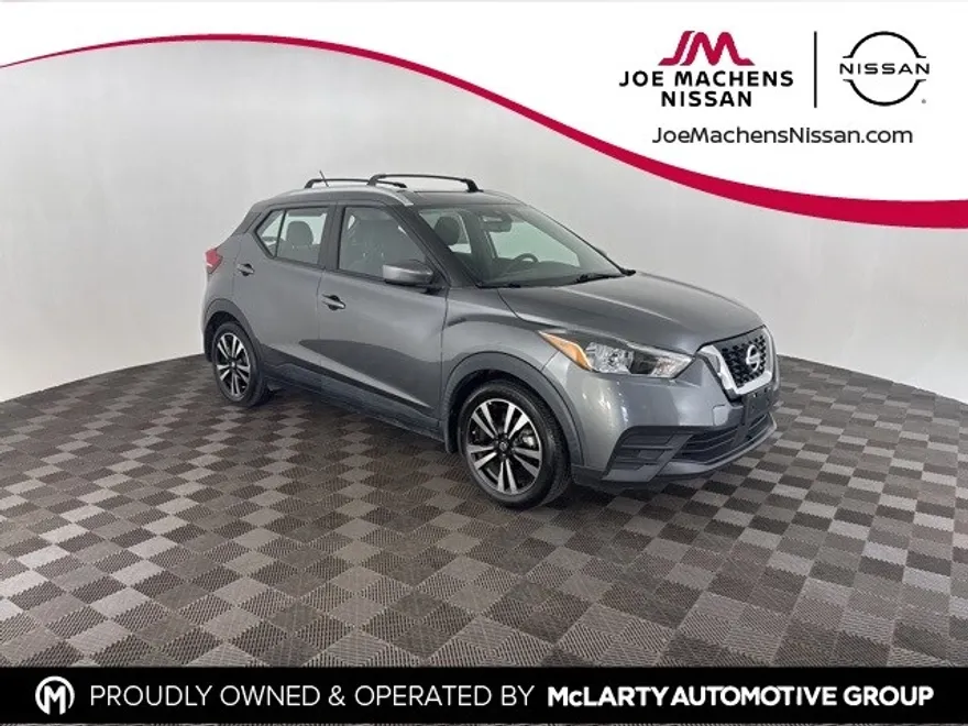 2020 Nissan Kicks SV photo 1