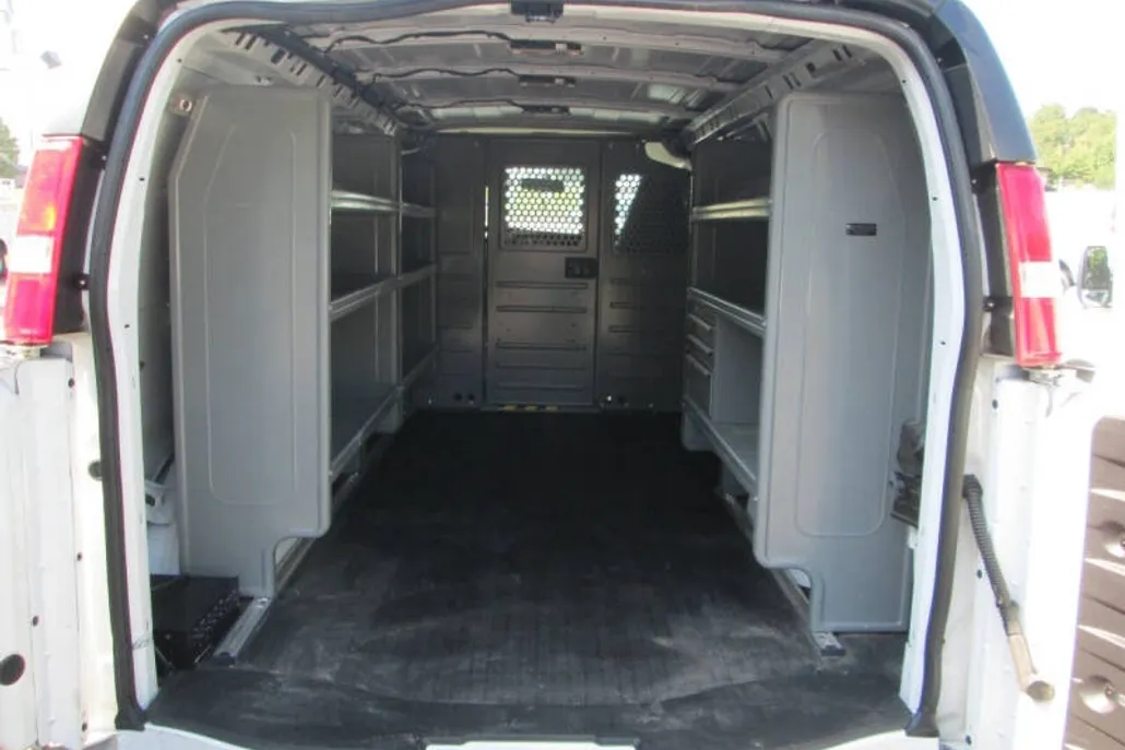 2020 Chevrolet Express 2500 Cargo Van photo 1