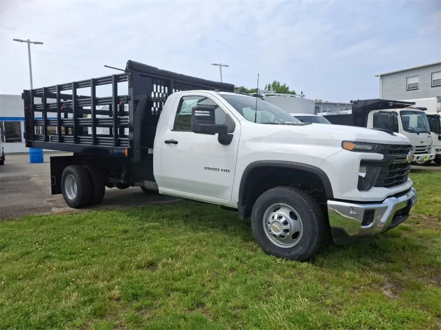 2024 Chevrolet Silverado 3500HD Work Truck photo 1