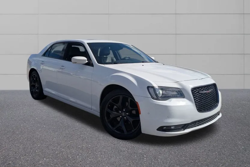 2022 Chrysler 300 S photo 1