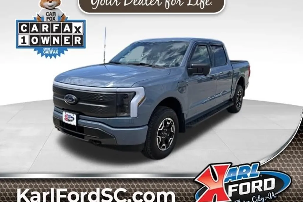 2023 Ford F-150 Lightning XLT photo 1
