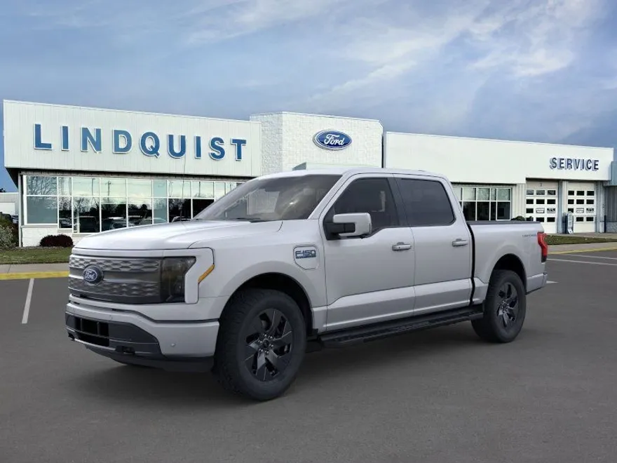 2025 Ford F-150 Lightning Lariat photo 1