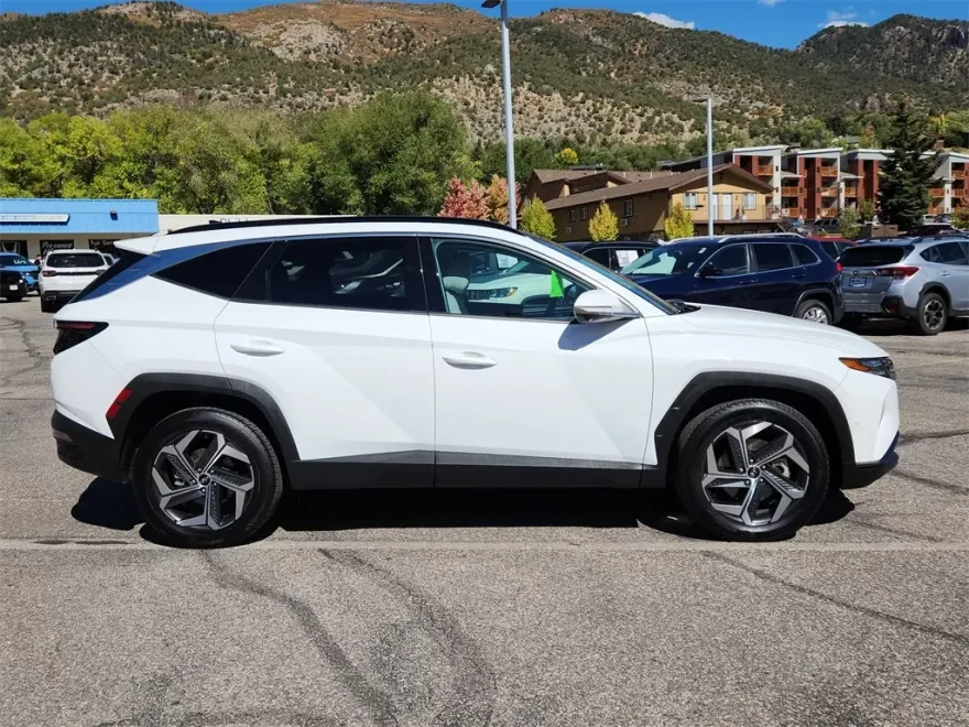 2024 Hyundai Tucson Limited photo 1