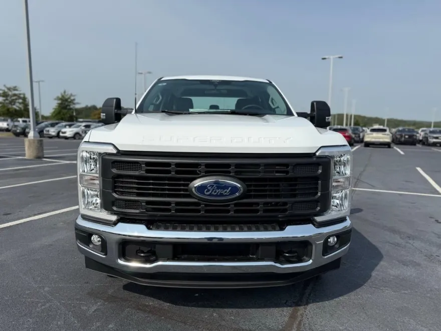 2026 Ford F-250 photo 1