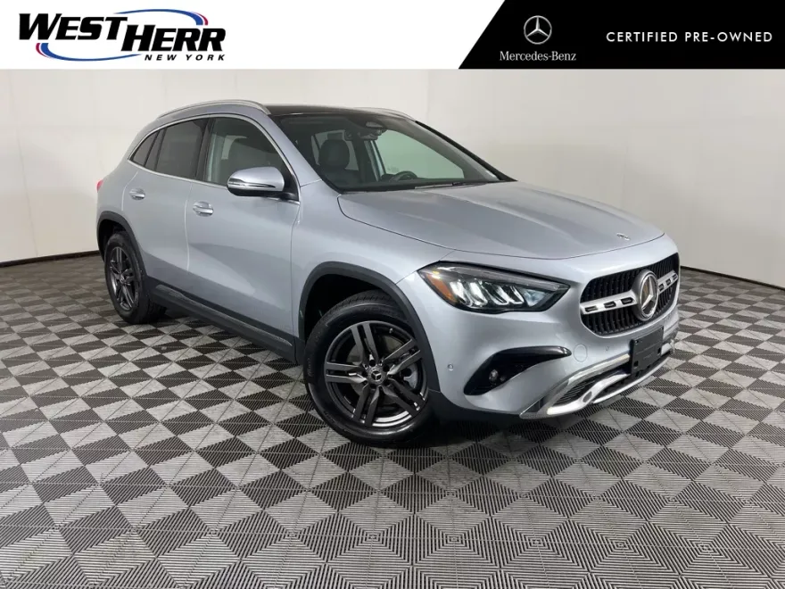 2025 Mercedes Benz GLA 250 4MATIC photo 1