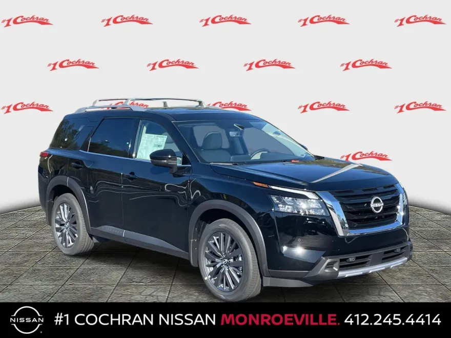 2025 Nissan Pathfinder SL photo 1