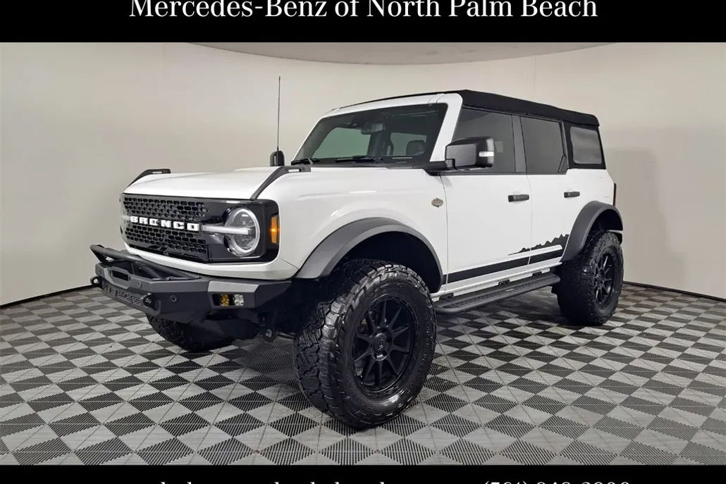 2024 Ford Bronco Wildtrak photo 1
