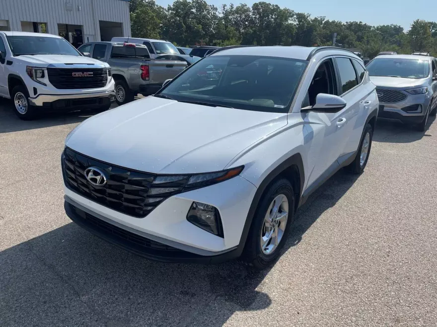 2022 Hyundai Tucson SEL photo 1