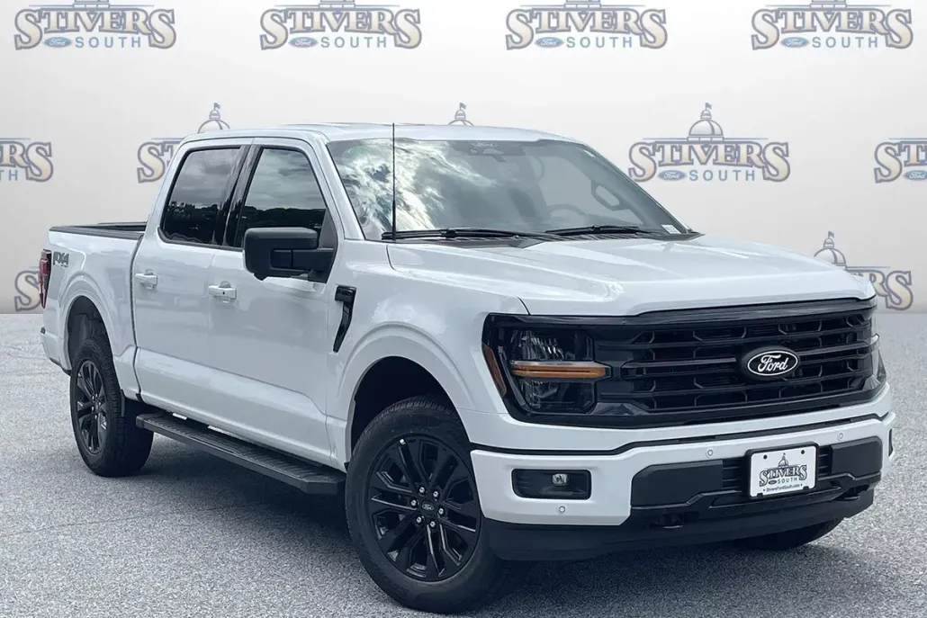 2025 Ford F-150 XLT photo 1