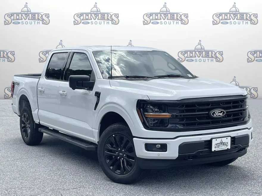 2025 Ford F-150 XLT photo 1