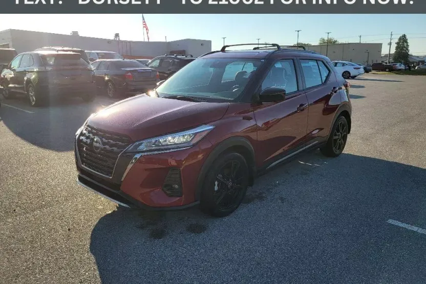 2024 Nissan Kicks SR photo 1