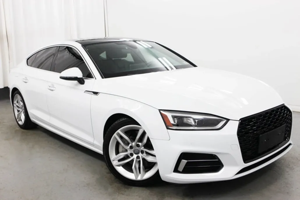 2019 Audi A5 Quattro Premium Plus photo 1