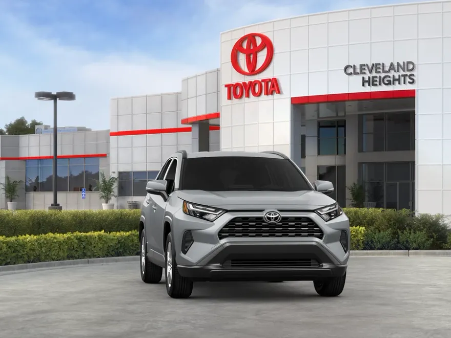 2025 Toyota RAV4 Hybrid XLE photo 1