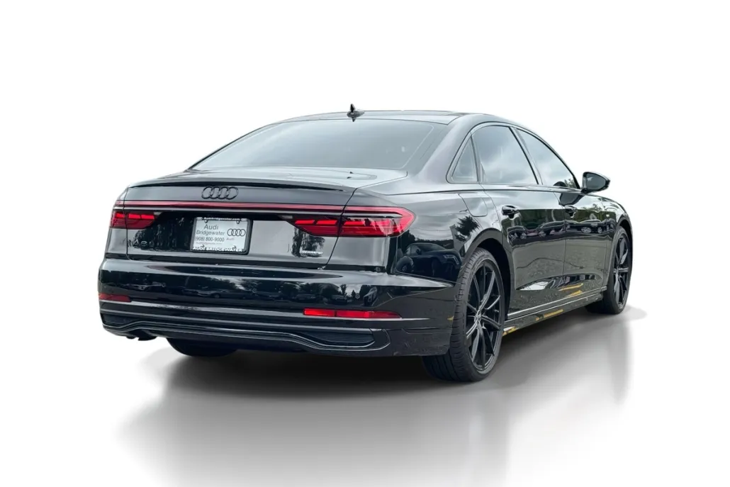 2023 Audi A8 L 55 TFSI Quattro photo 1