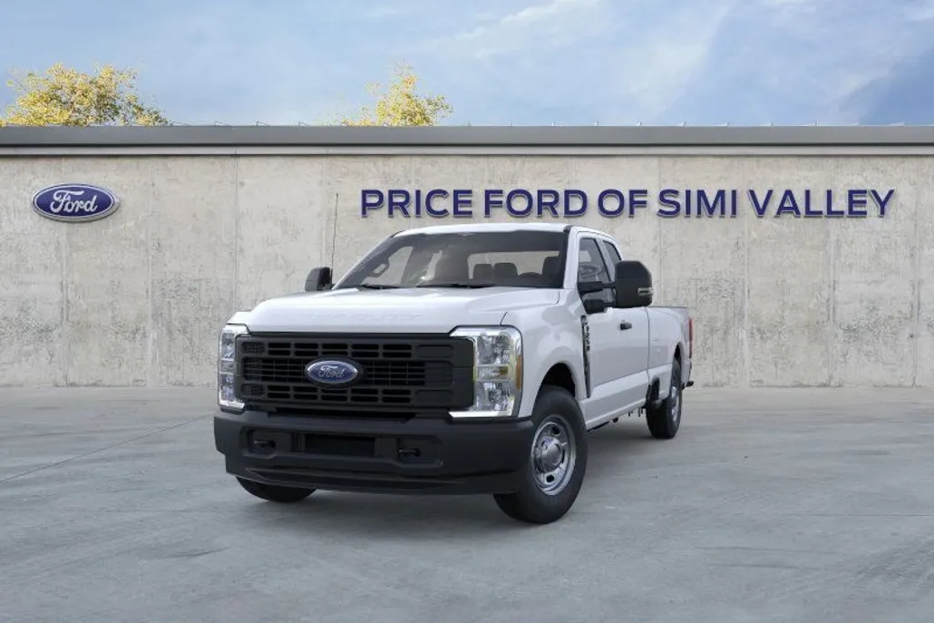 2025 Ford F-250 XL photo 1