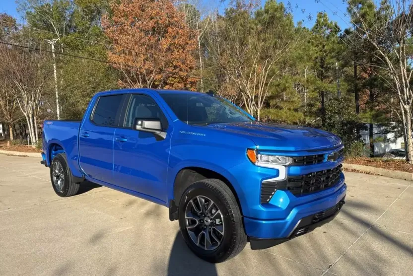 2025 Chevrolet Silverado 1500 RST photo 1