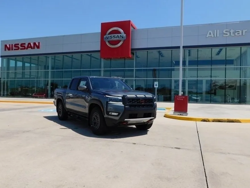 2025 Nissan Frontier PRO-X photo 1