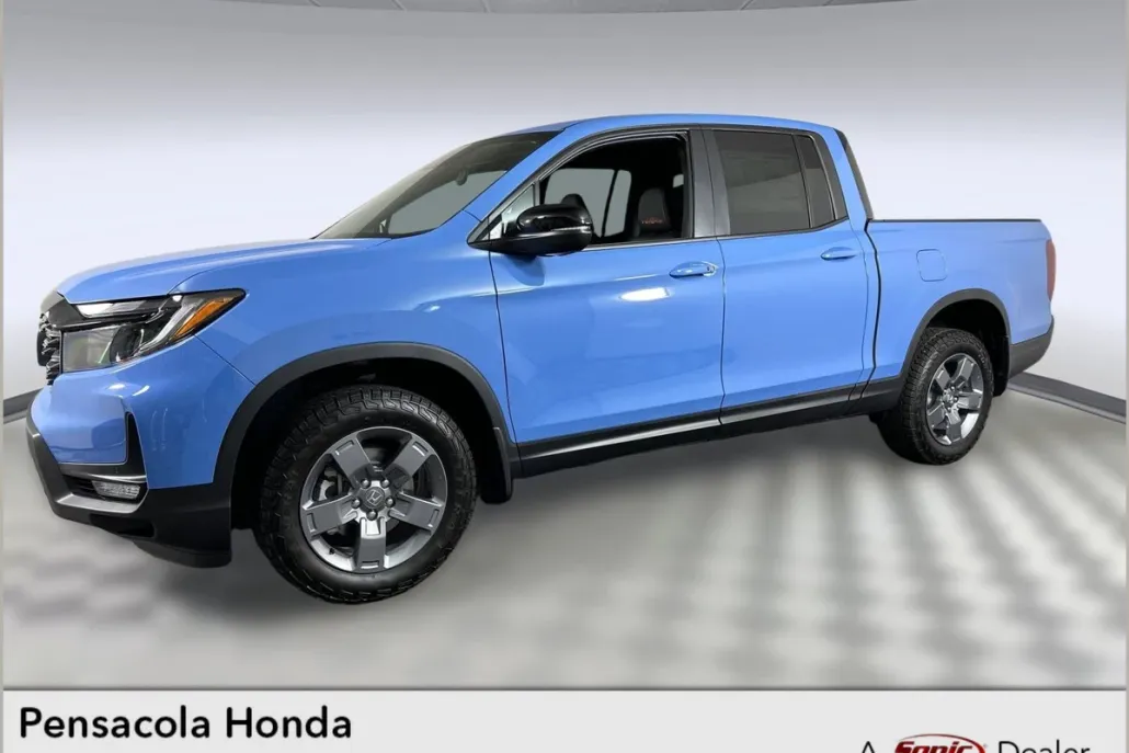 2025 Honda Ridgeline TrailSport photo 1
