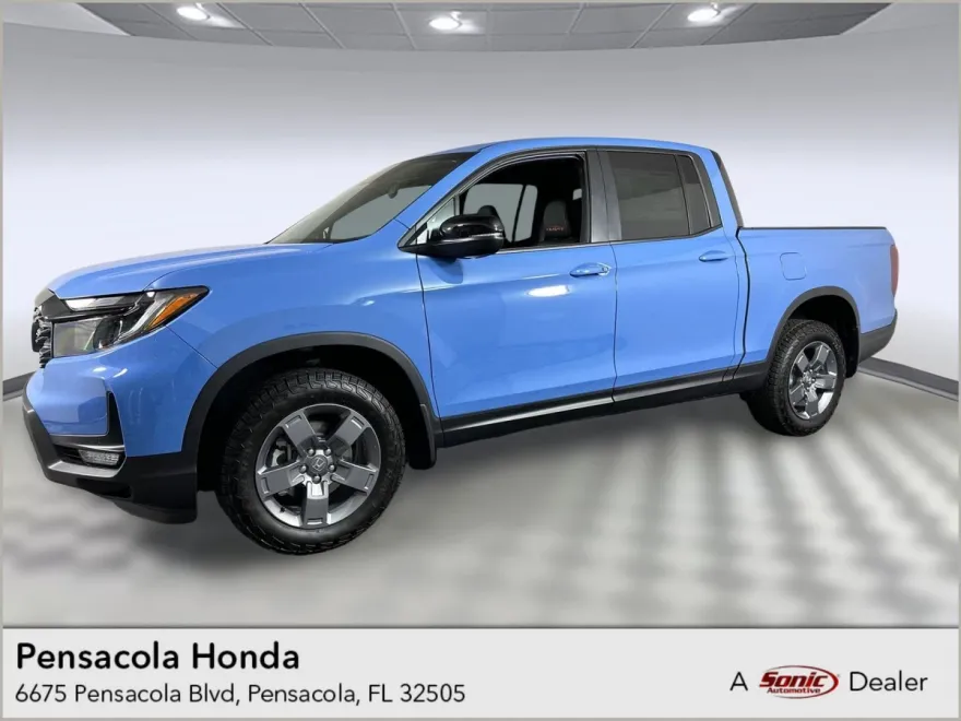 2025 Honda Ridgeline TrailSport photo 1