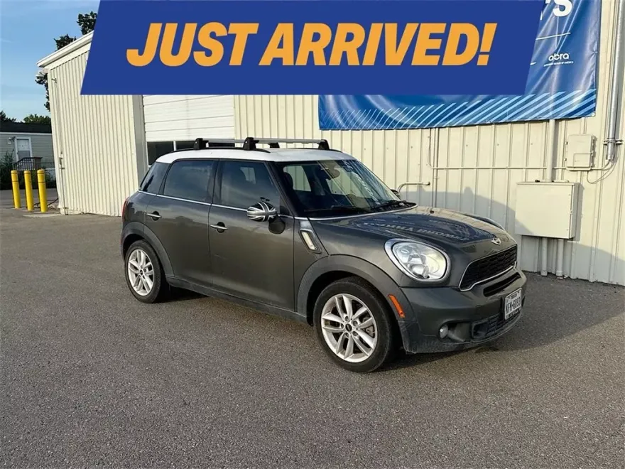 2014 Mini Countryman S photo 1