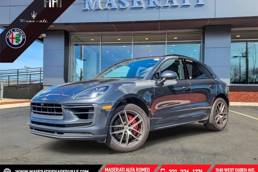 2022 Porsche Macan S photo 1
