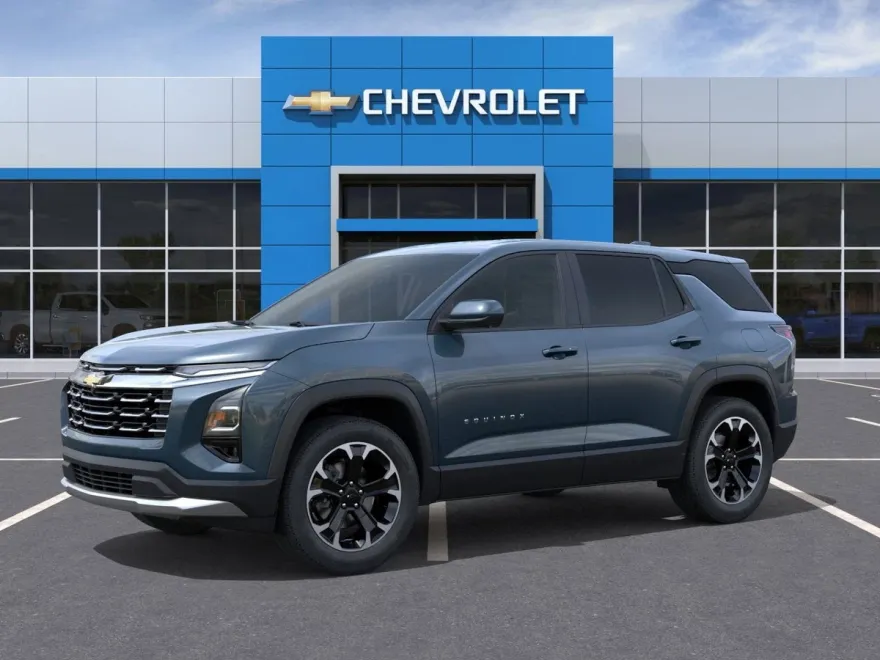 2026 Chevrolet Equinox LT photo 1