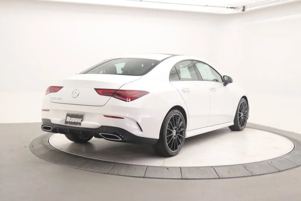 2023 Mercedes Benz CLA 250 photo 1