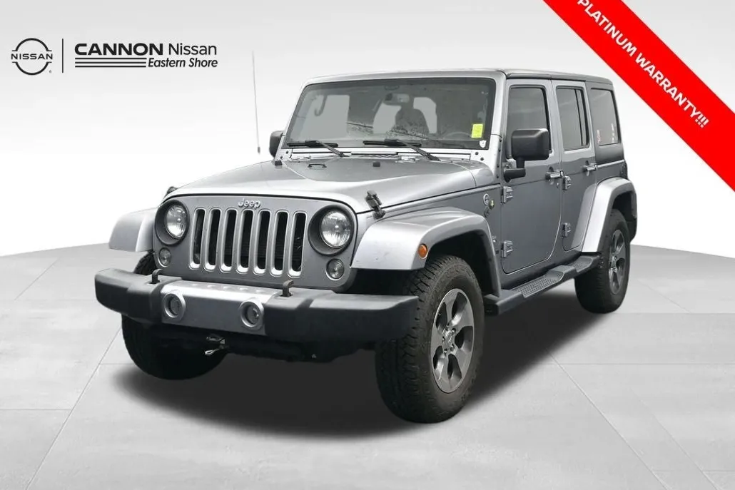 2016 Jeep Wrangler Unlimited Sahara photo 1