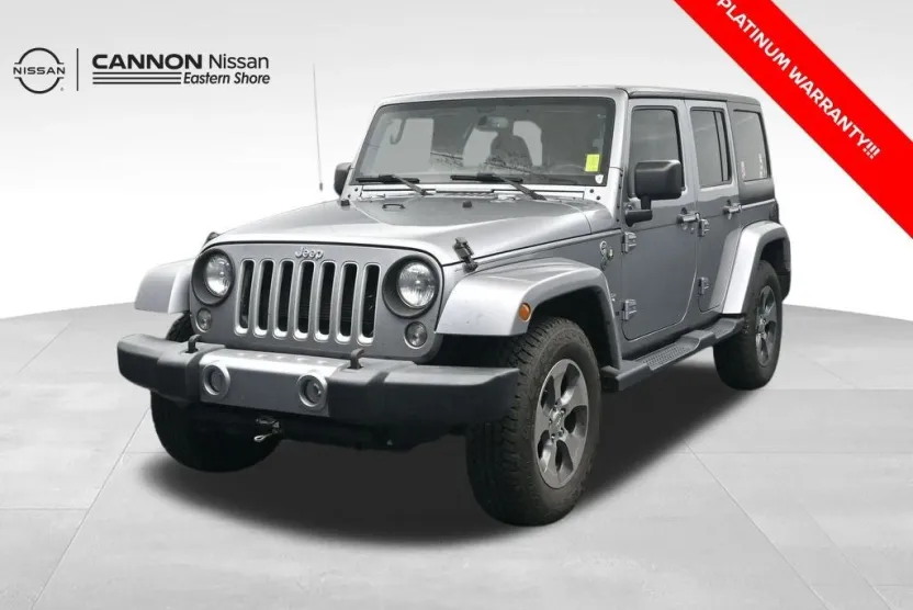 2016 Jeep Wrangler Unlimited Sahara photo 1