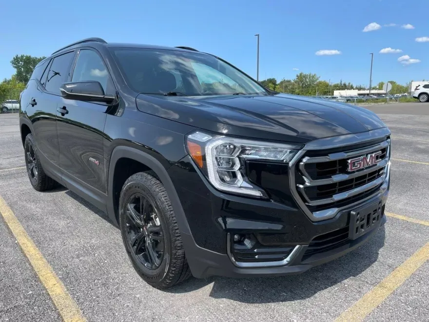 2023 Gmc Terrain AT4 photo 1