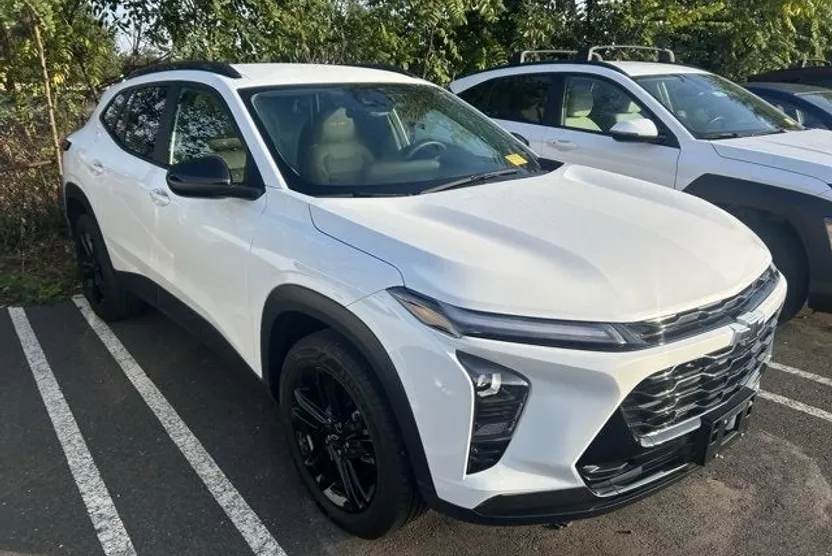 2024 Chevrolet Trax ACTIV photo 1