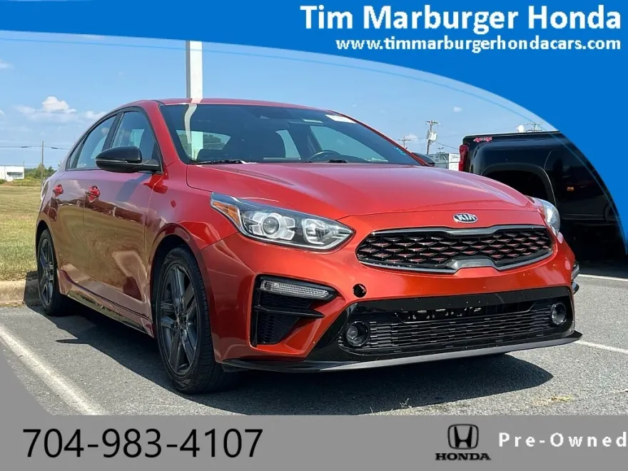 2021 Kia Forte GT-Line photo 1