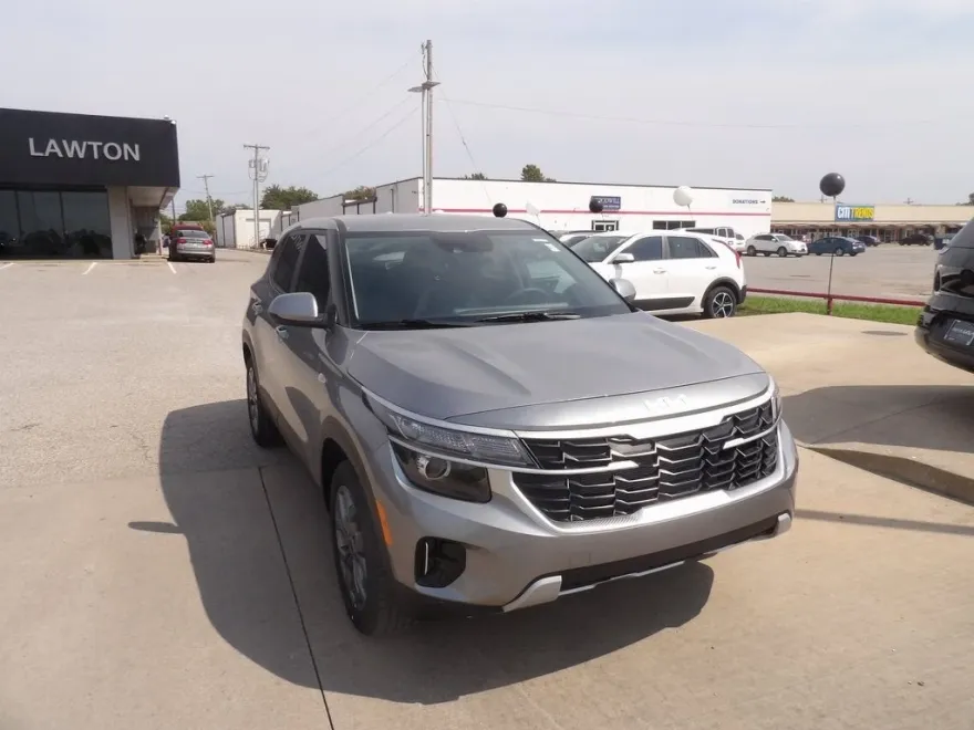 2026 Kia Seltos S photo 1