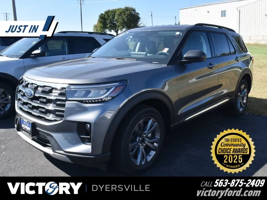 2025 Ford Explorer photo 1