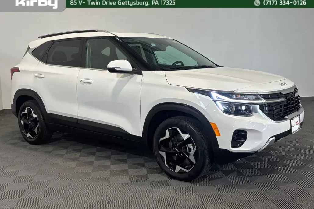 2024 Kia Seltos EX photo 1