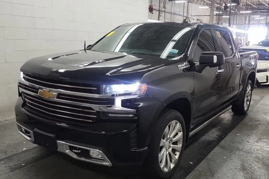 2021 Chevrolet Silverado 1500 High Country photo 1