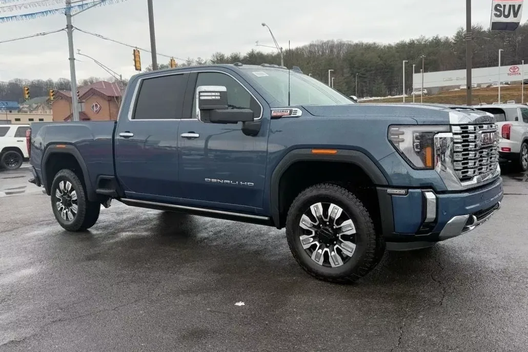 2025 Gmc Sierra 2500 HD Denali photo 1