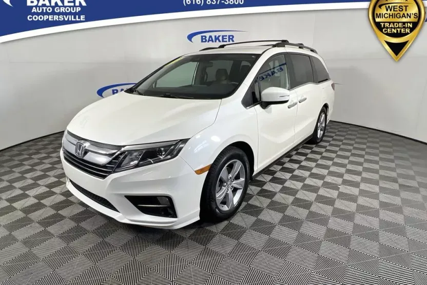 2019 Honda Odyssey EX photo 1