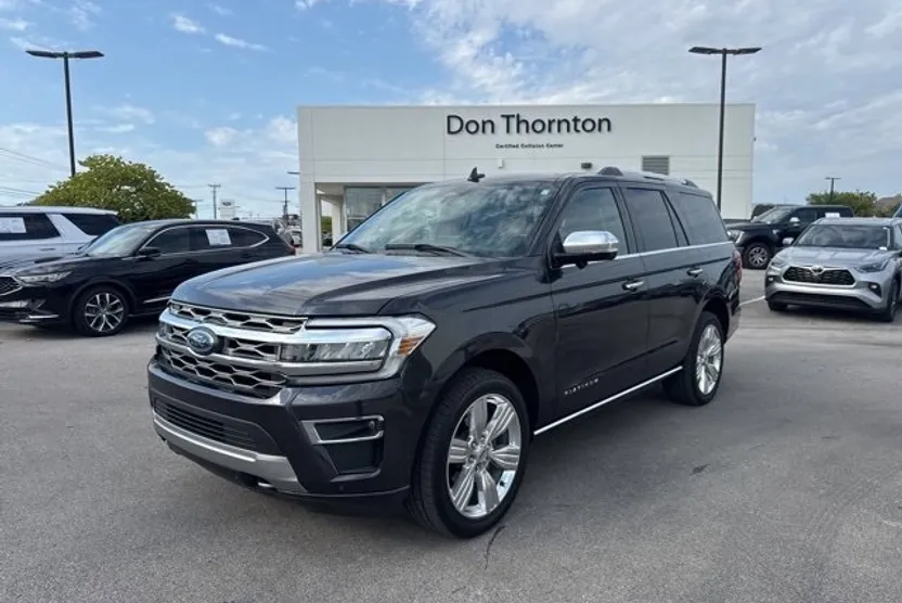 2024 Ford Expedition Platinum photo 1