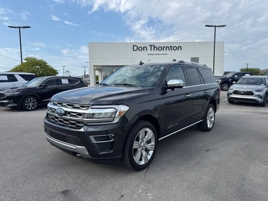 2024 Ford Expedition Platinum photo 1