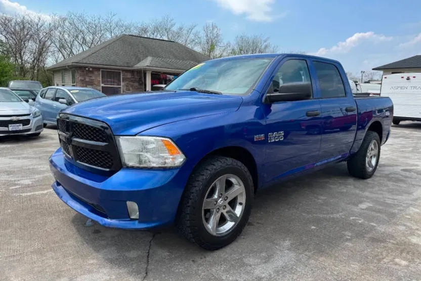 2014 Ram 1500 Tradesman photo 1