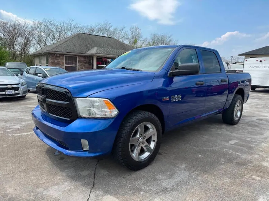 2014 Ram 1500 Tradesman photo 1