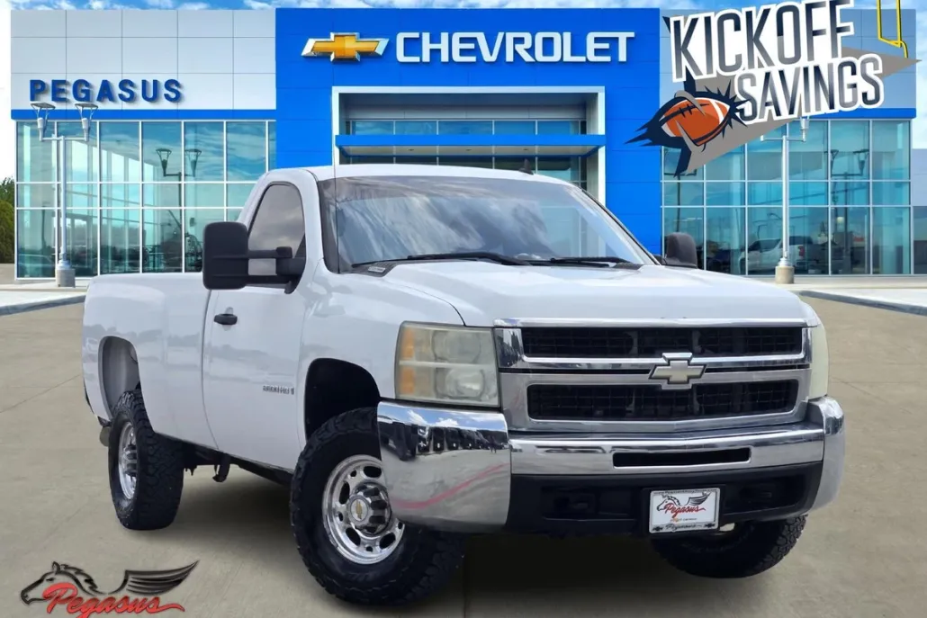 2008 Chevrolet Silverado 2500HD Base photo 1
