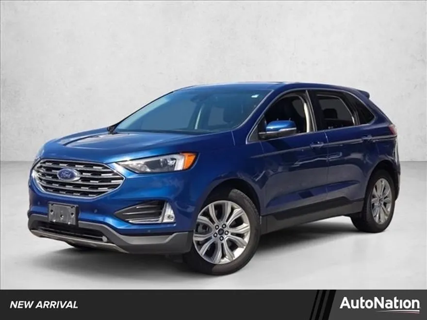 2022 Ford Edge Titanium photo 1