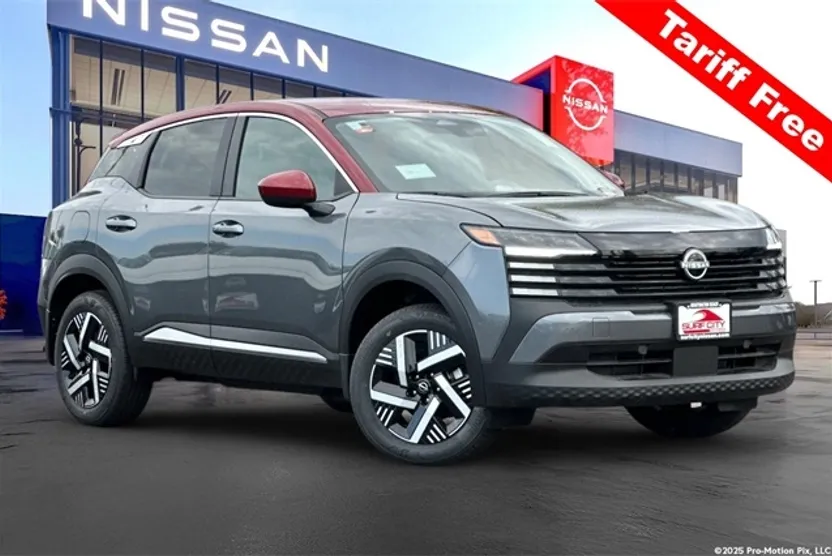 2025 Nissan Kicks SV photo 1
