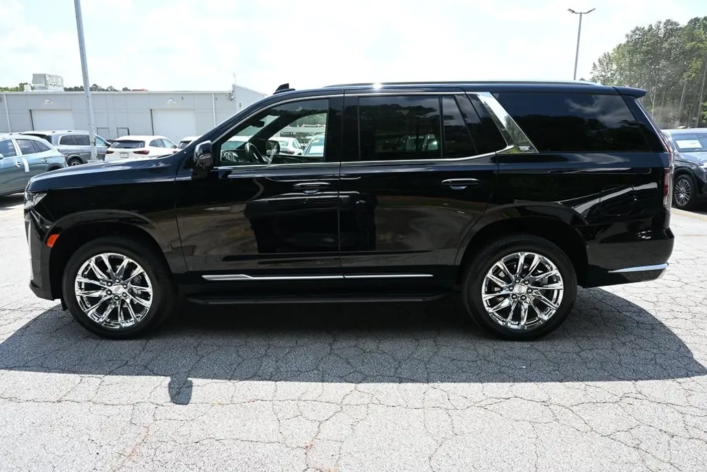 2023 Cadillac Escalade Premium Luxury photo 1