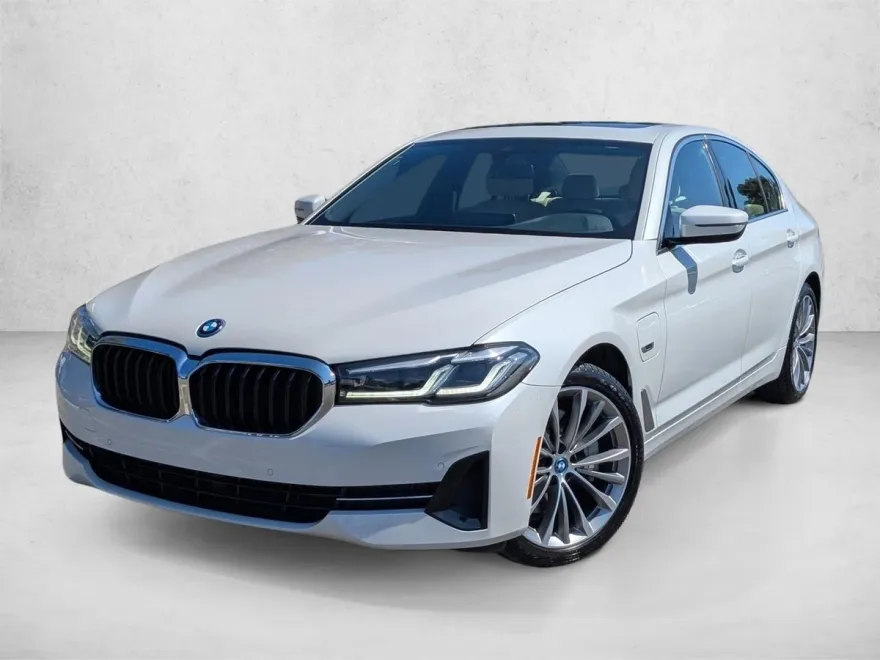 2023 Bmw 530e 5-Series photo 1